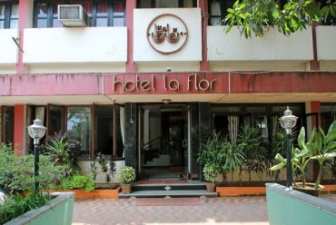 Hotel La Flor Image