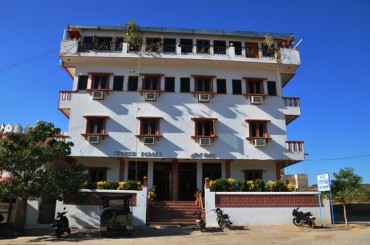 Hotel Teerth Palace Image