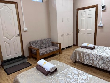 Hotel Dinthar Zara Image