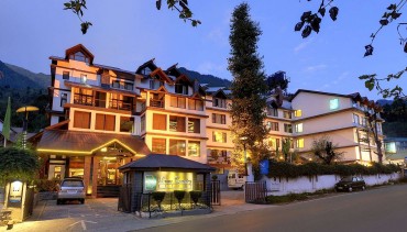Quality Inn & Suites River Country Resort Image