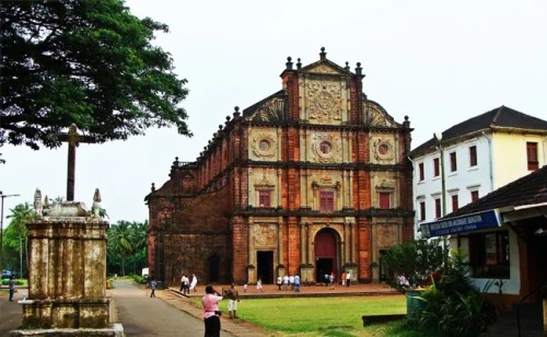 Basílica de Bom Jesus Goa - Una de las iglesias más antiguas de la India.