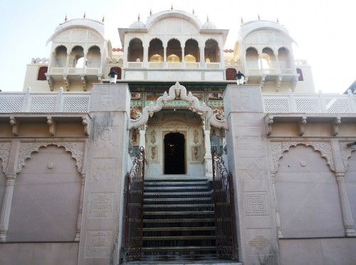 Bhagwan Sri Shantinath Mandir - Berühmter Jain-Tempel in Churu.