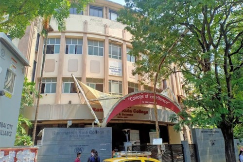 Ramnarain Ruia Autonomous College - Campus universitarios embrujados en Mumbai