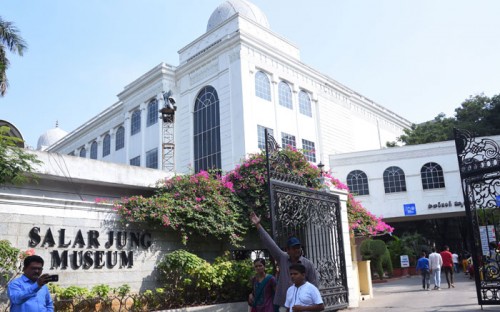 Salar Jung Museum Hyderabad - Third Largest Art Museum in India.