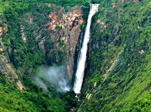 Thalaiyar Waterfalls - Highest Waterfall in Tamil Nadu