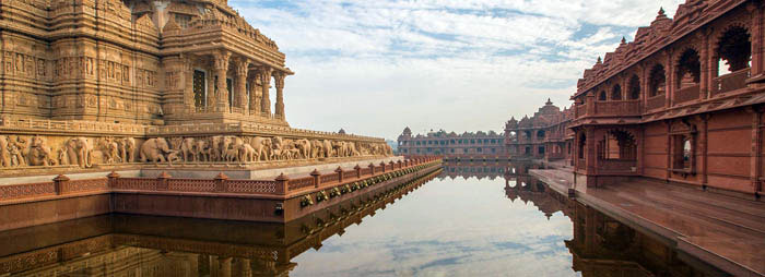 Akshardham Temple Narayan Sarovar